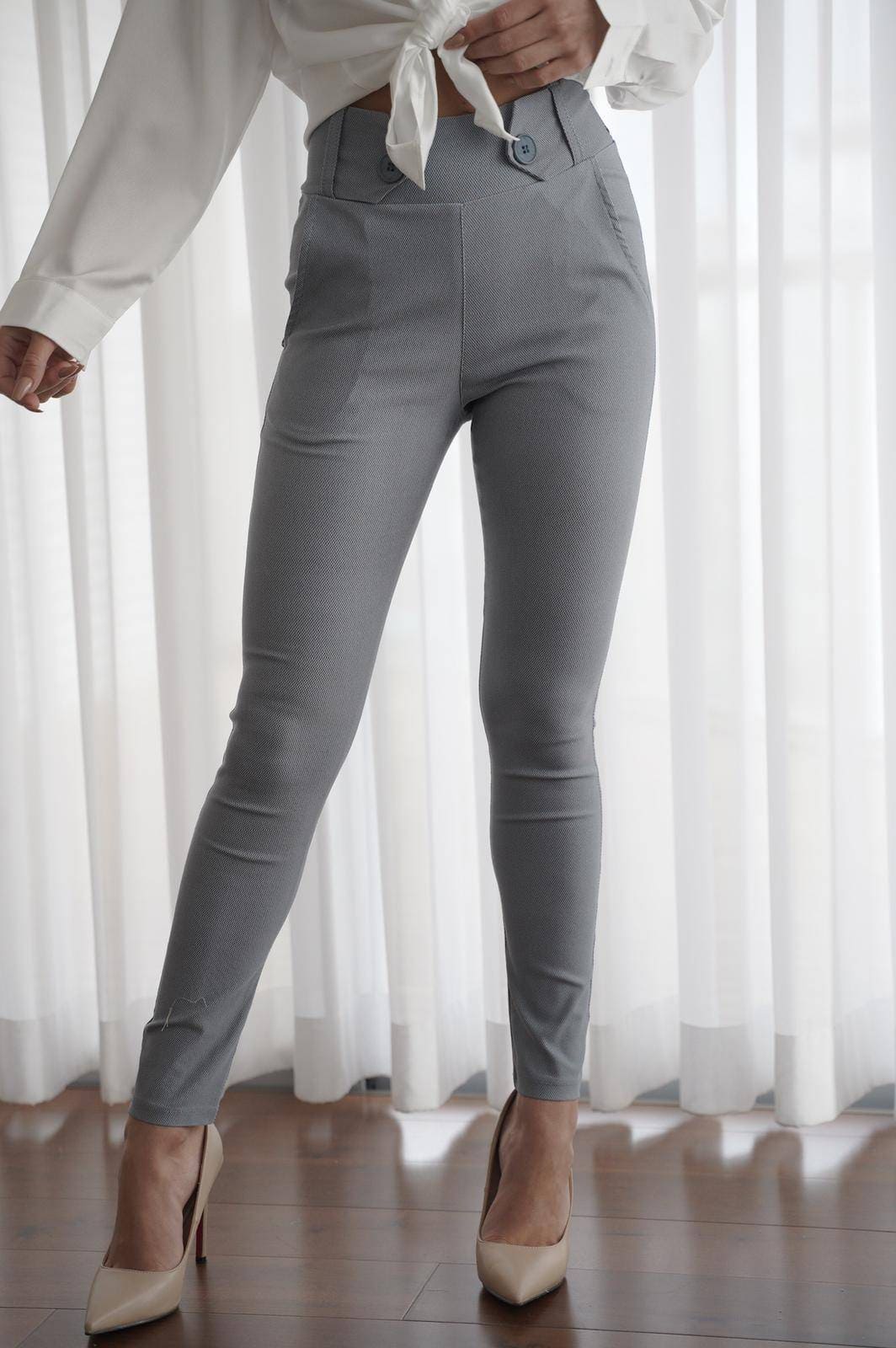 מכנסיים לנשים, מכנס ברברה כפתור