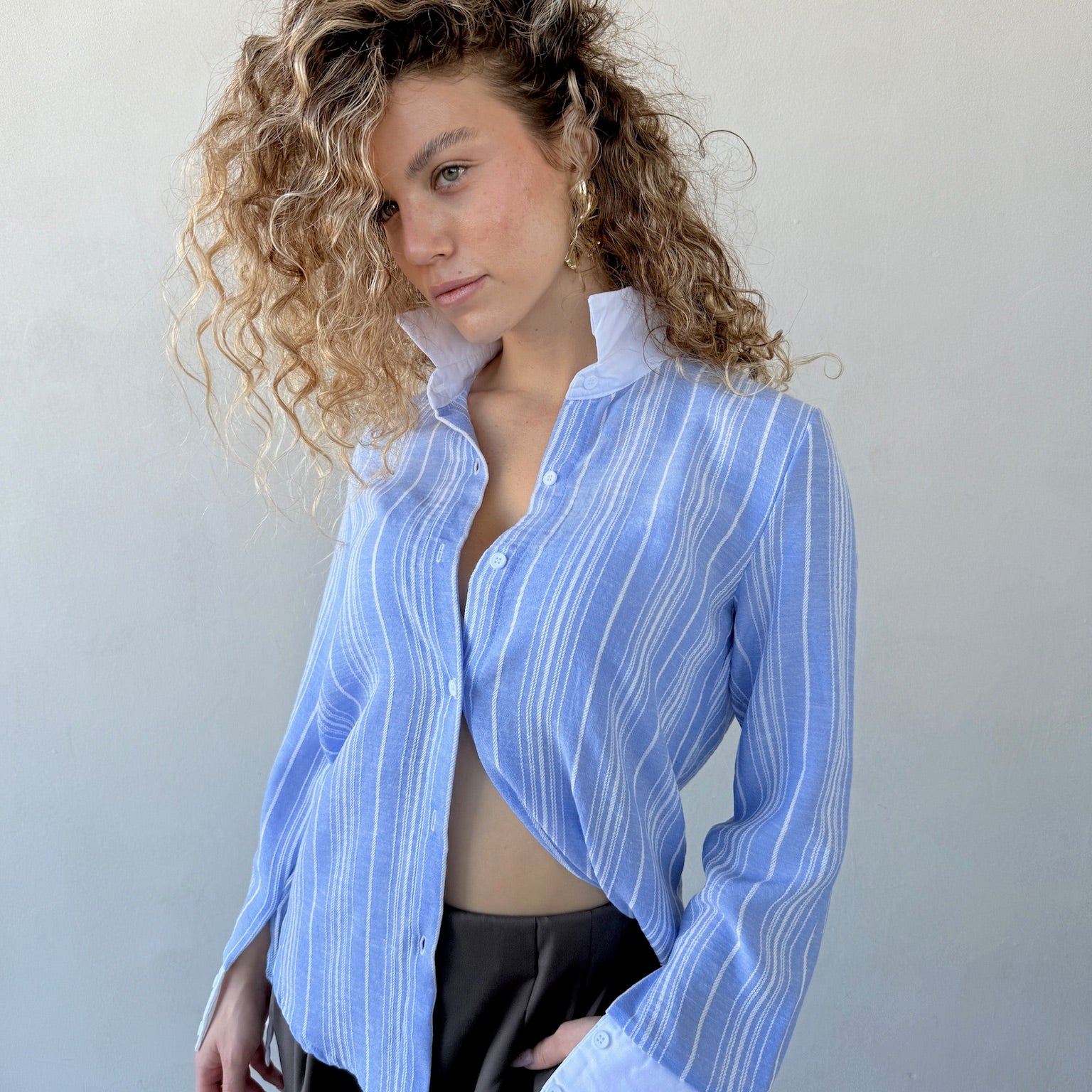 מכופתרת | מיליה פסים